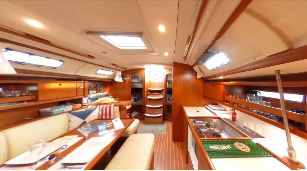 הוילה Charming Boat In Funchal With Sea View בית נופש