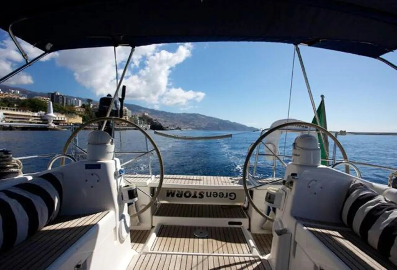 בית נופש הוילה Charming Boat In Funchal With Sea View